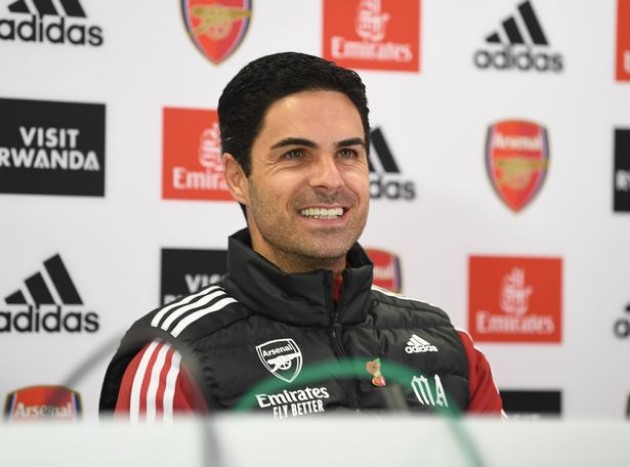 Theo Walcott nói thẳng về đẳng cấp của Mikel Arteta hiện tại