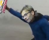 Cười té ghế: Klopp ở lại để cân cả nước Anh