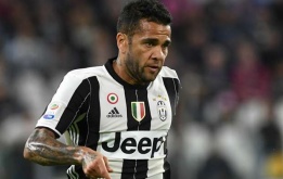 Dani Alves đặt mục tiêu vô địch Champions League cùng Juve