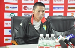 Ông Petrovic công kích Hà Nội, HLV Chu Đình Nghiêm nói gì?