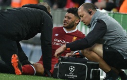 Oxlade-Chamberlain nghỉ 9 tháng, CHÍNH THỨC lỡ World Cup