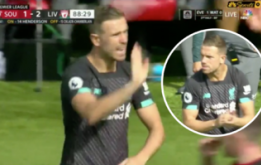 Jordan Henderson từ chối nhận băng thủ quân từ Van Dijk sau khi vào sân