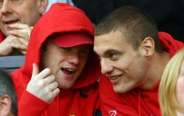 'Lần đầu gặp Rooney, tôi tưởng anh ấy đang nói tiếng Đức'