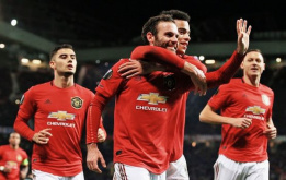 Khi cả 6 tiền vệ của Man United đồng loạt tỏa sáng