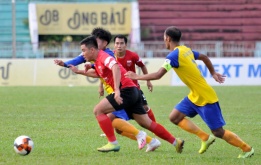 Bỏ lỡ nhiều cơ hội, CLB Long An nhận trái đắng trước Đắk Lắk