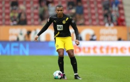 Củng cố tham vọng trời Âu, Leicester chi 18 triệu cướp 'lá chắn' Dortmund