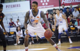 Mike Bell và Stefan Nguyễn cùng tỏa sáng, Hanoi Buffaloes thuần phục 'Ông 30'