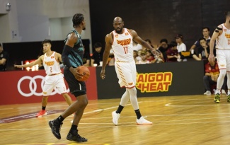 Ra sân trận đầu cho Saigon Heat, De Angelo Hamilton ấn tượng với điều gì?