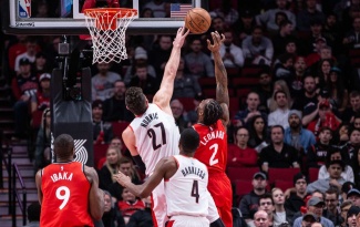 Thi đấu hiệu quả, Blazers hoàn toàn áp chế được Kawhi Leonard và Raptors