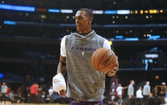 Lakers đón tin vui trong cơn khủng hoảng nhân sự
