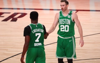 Lịch thi đấu NBA 26/9: Heat nóng lòng kết thúc, Celtics trước 'cửa tử'