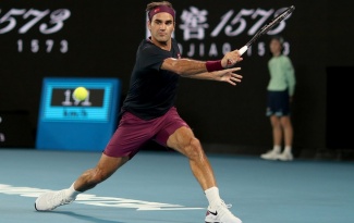 Điều gì giúp Federer kiếm hơn 100 triệu USD trong năm qua?