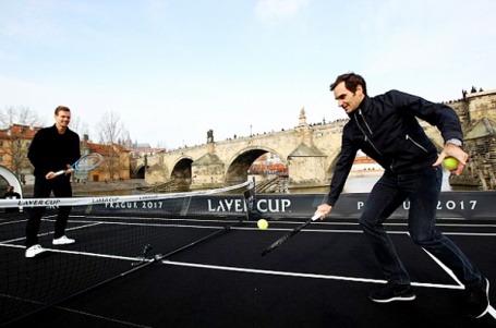 images703892_1401-Roger-Federer-vs-Tomas