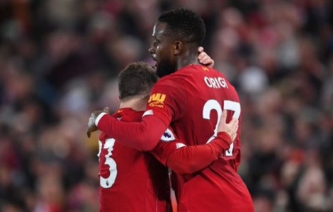 CĐV Liverpool đồng lòng đòi công bằng cho 'siêu dự bị'