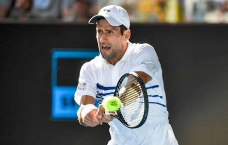 Video Djokovic thẳng tiến vào vòng 4 Australian Open
