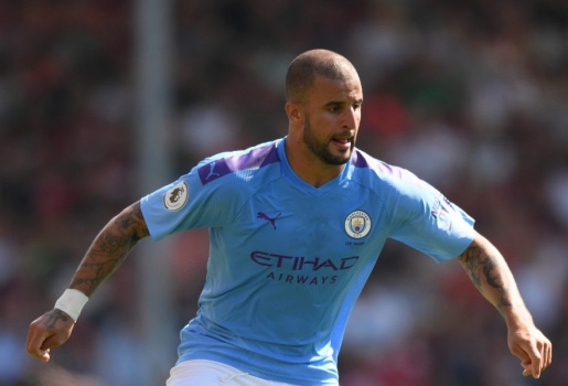 Thua Man Utd, sao Man City đầu hàng Liverpool
