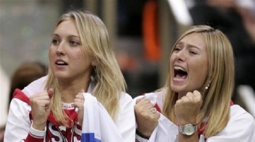 elena-vesnina-says-maria-sharapova-wants-to-play-for-more-than-one-year