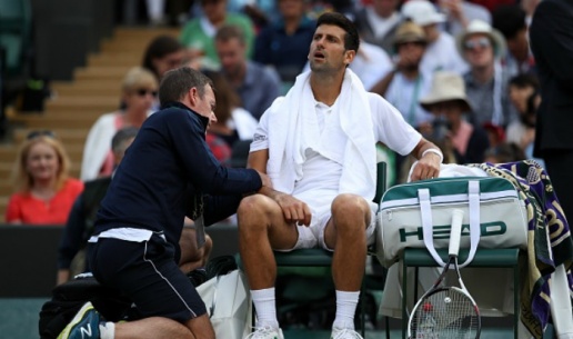 novak-djokovic-injury-wimbledon-2017