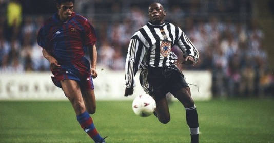 Sốc với bí mật '3 bà 1 ông' của cựu danh thủ Faustino Asprilla