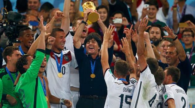 Joachim Loew đi vào lịch sử bóng đá Đức