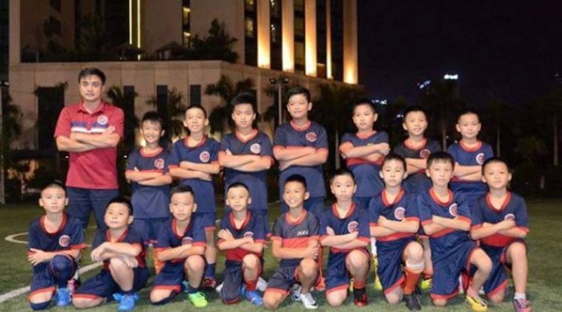V-League tạm nghỉ, Đức Thắng dẫn siêu nhí du đấu nước ngoài