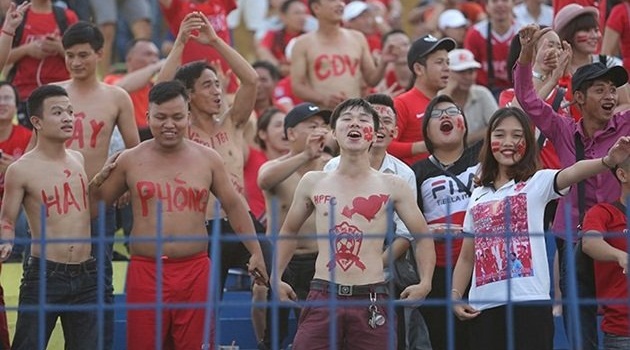 Điểm tin bóng đá Việt Nam sáng 01/10: CĐV Hải Phòng lại trêu ngươi BTC V-League