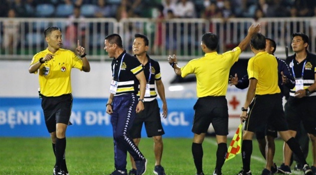 HAGL cưa điểm với Hà Nội FC ở trận cầu quá căng thẳng
