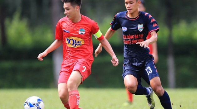 Lượt đi vòng loại U17 Quốc gia 2018: CAND, SHB Đà Nẵng bị bám đuổi quyết liệt