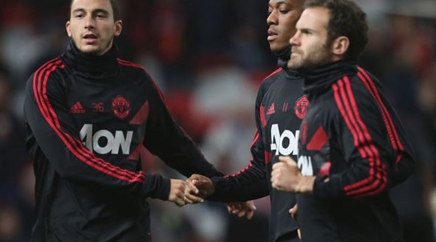 Từ Italia: 2 ngôi sao Man Utd đến Serie A theo dạng CNTD