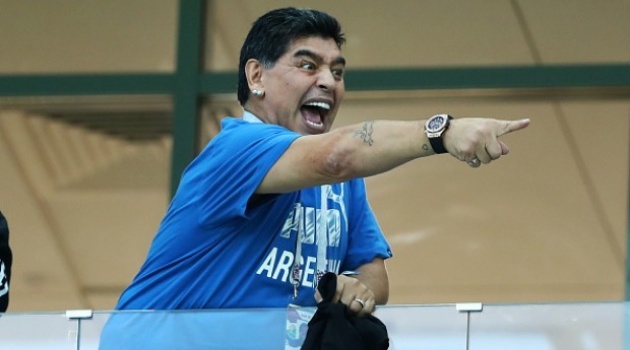 Sốc! Maradona sẽ vĩnh viễn mất đi khả năng chơi bóng