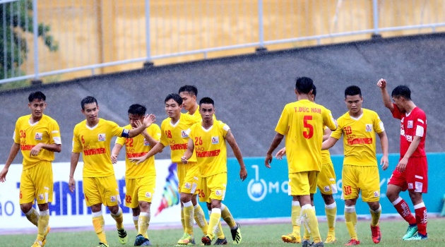 Đồng đội Quang Hải, Văn Hậu quá mạnh ở VCK U21 Quốc gia 2018
