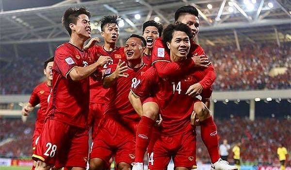 Công Phượng - chủ bài giúp thầy Park 2 lần hạ Eriksson lừng danh