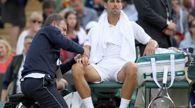 Bắt chước Rafa và Roger, Djokovic liệu có thành công?