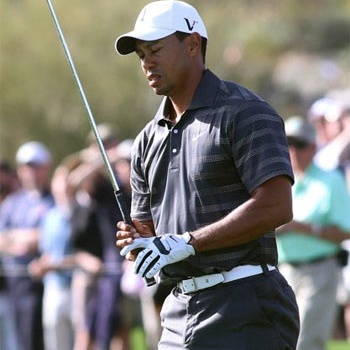 Tiger Woods thua đau ở Match Play Championship