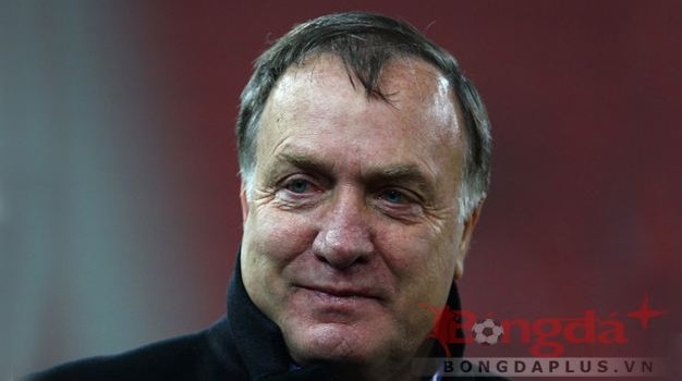 Advocaat trở lại dẫn dắt PSV sau EURO 2012