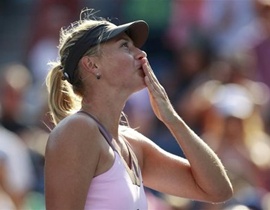 Video US Open: Sharapova - Burdette, phong độ ấn tương của Masha