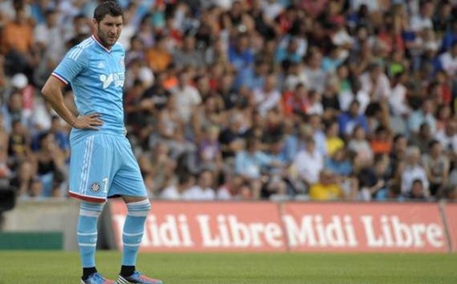 Marseille thảm bại trước Troyes, Lyon thắng chật vật Brest