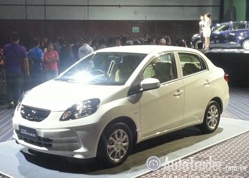 Honda ra mắt Brio Amaze giá 15.000 USD