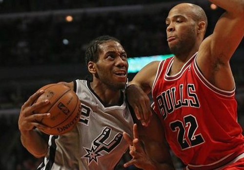 Thiếu vắng nhiều trụ cột, San Antonio Spurs vẫn đủ sức đánh bại Chicago Bulls