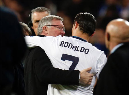 Những khoảnh khắc rực lửa đại chiến Real Madrid với MU
