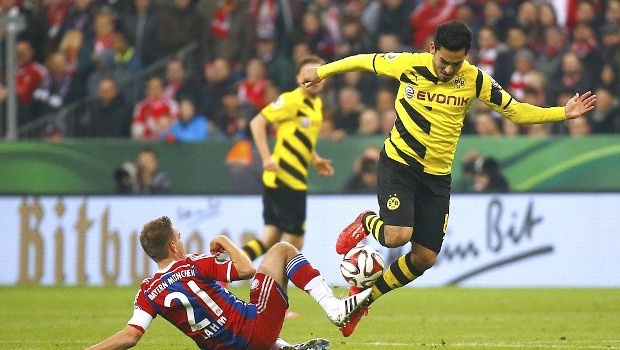 Bayern tan mộng ăn 3 sau loạt luân lưu thảm họa với Dortmund