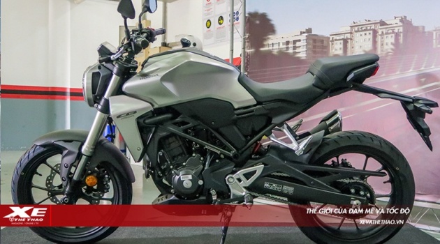 Soi Honda CB250R 2018 chào Đông Nam Á giá 131 triệu đồng