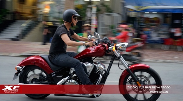 Chiêm ngưỡng ‘xế nổ’ cổ điển Honda Fury 2018 đầu tiên về Việt Nam
