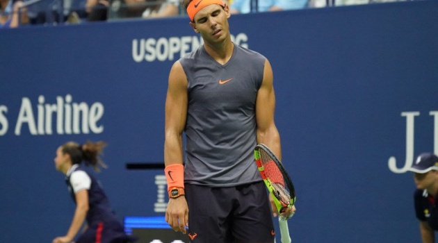 Nadal tạo điều kiện để Djokovic bắt kịp ngôi số 1 thế giới