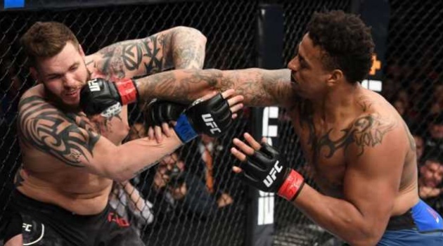 Sai lầm nối tiếp sai lầm nhưng Greg Hardy vẫn được chủ tịch UFC cưng chiều hết mực