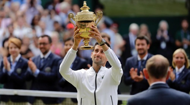 Djokovic - nhà vô địch cứng đầu chống lại sự vĩ đại của Federer