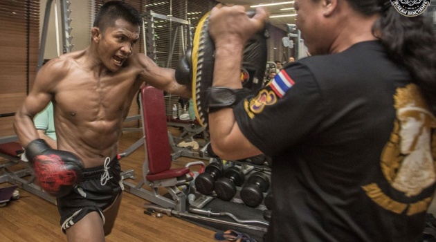 'Thánh Muay Thái' Buakaw có mặt tại UAE, sẵn sàng giật đai thế giới
