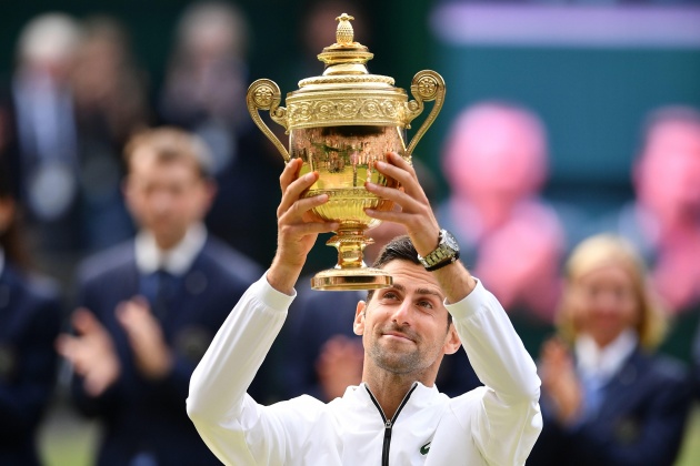Hạ Federer sau 5 giờ đại chiến, Novak Djokovic bảo vệ ngôi vương Wimbledon Hạ Federer sau 5 giờ đại chiến, Novak Djokovic bảo vệ ngôi vương Wimbledon