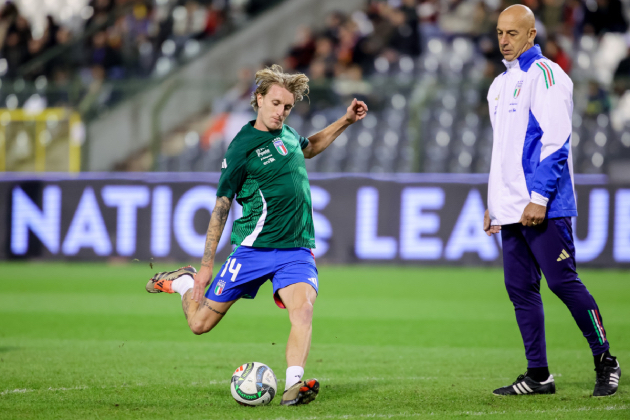 Nicolo-Rovella-Italy-warm-up-2