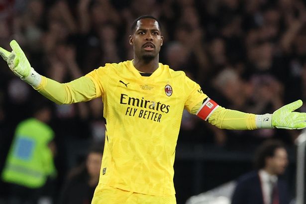 0_mike-maignan-ac-milan